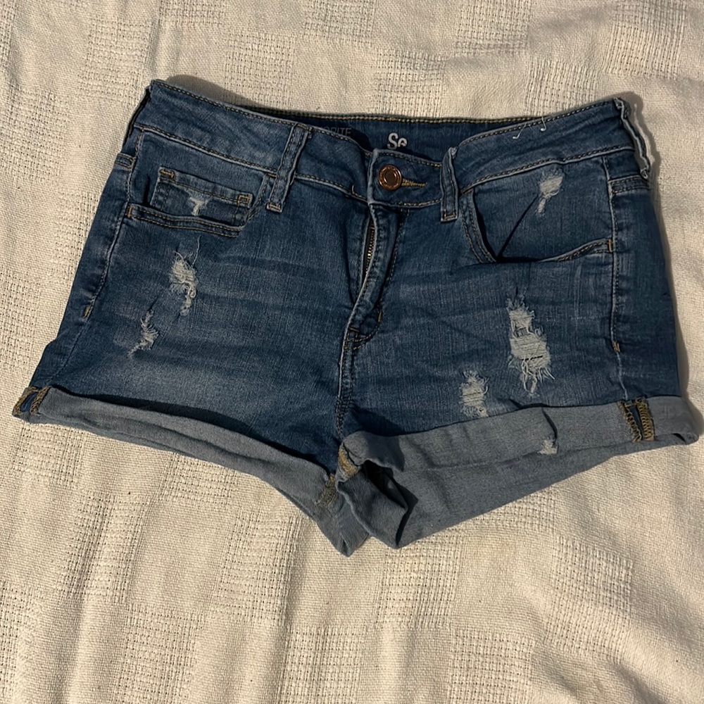 Denim ripped shorts